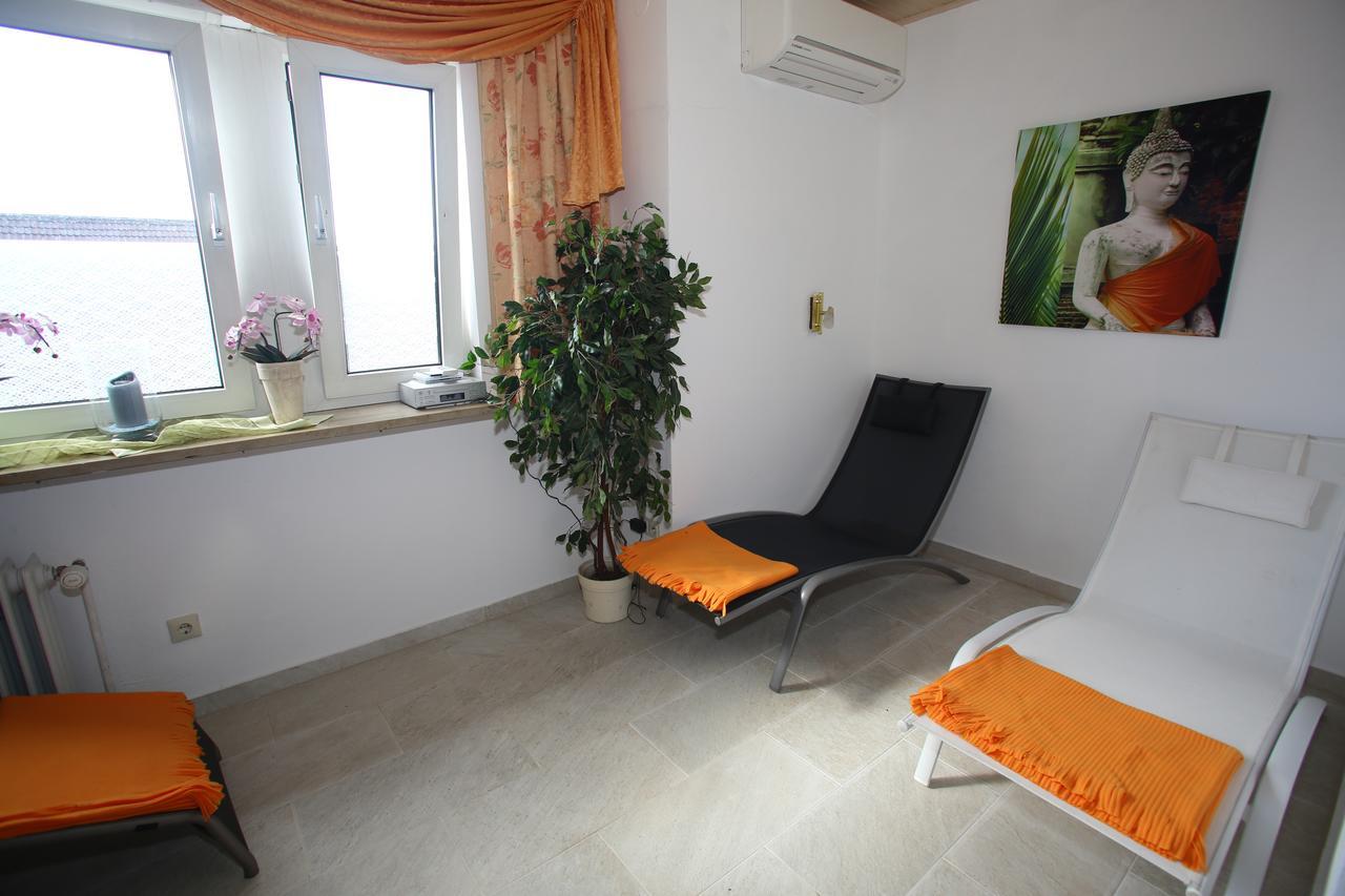 Pension Weinberg Mit Landhaus Nizza Gleisweiler ภายนอก รูปภาพ